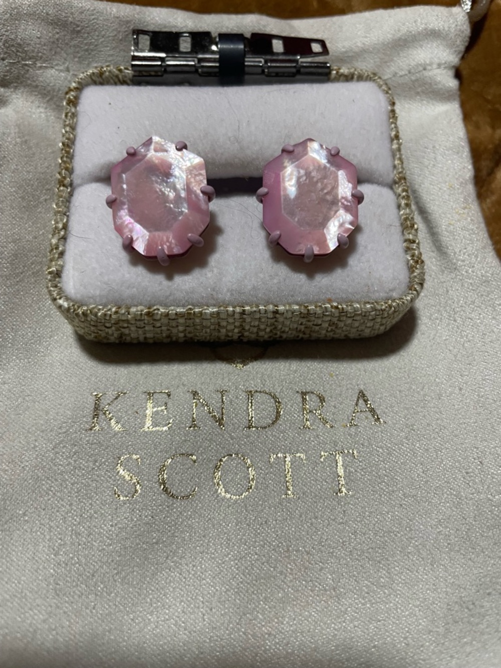 RARE Kendra Scott Morgan Stud Earrings Matte Lilac Mother of Pearl